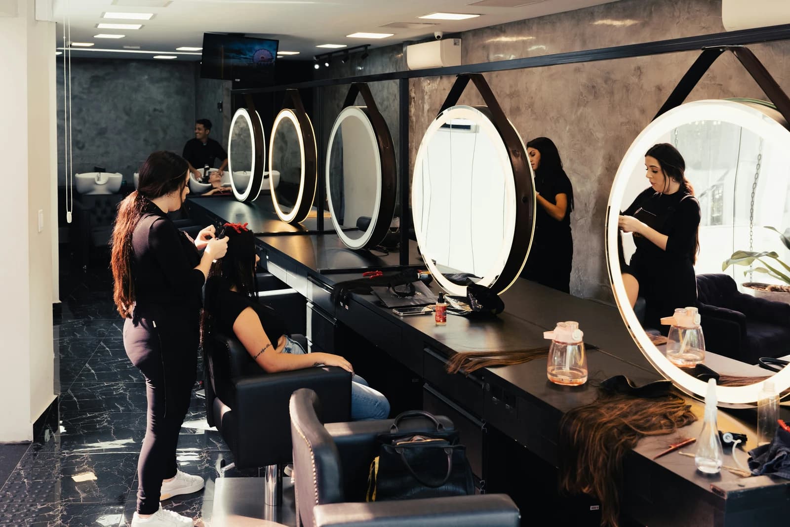 Jesi J Salon + Spa